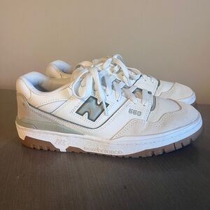 New Balance 550 pale sage/gum bottom